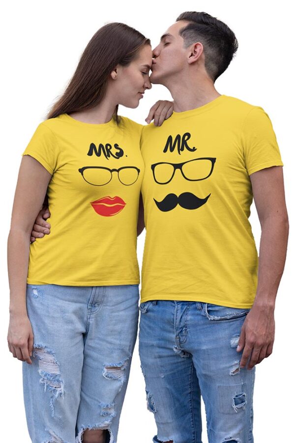 MR Mustache MRS Lips Valentine Couples T-Shirt - DK