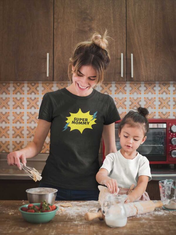 Super Mommy T-Shirt for Women - Image 3