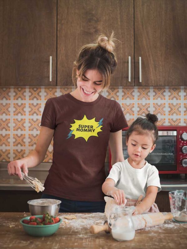 Super Mommy T-Shirt for Women - Image 6