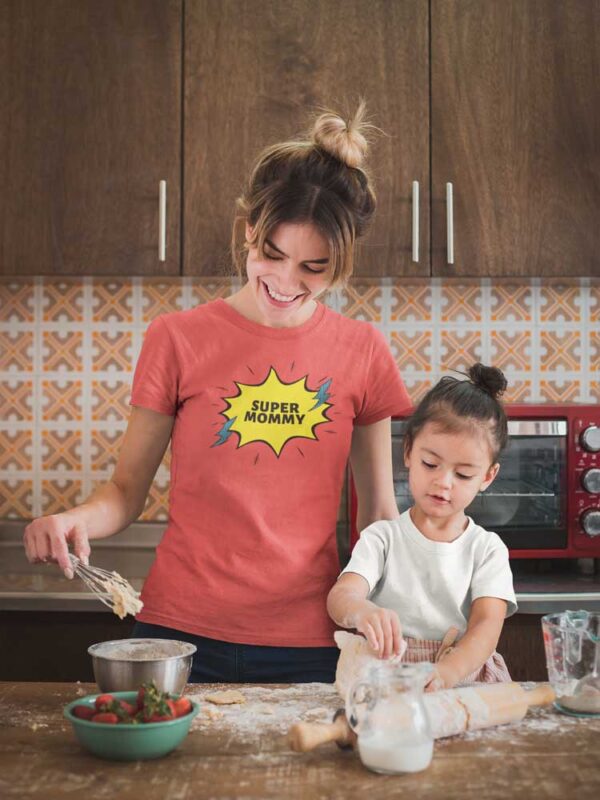 Super Mommy T-Shirt for Women - Image 8